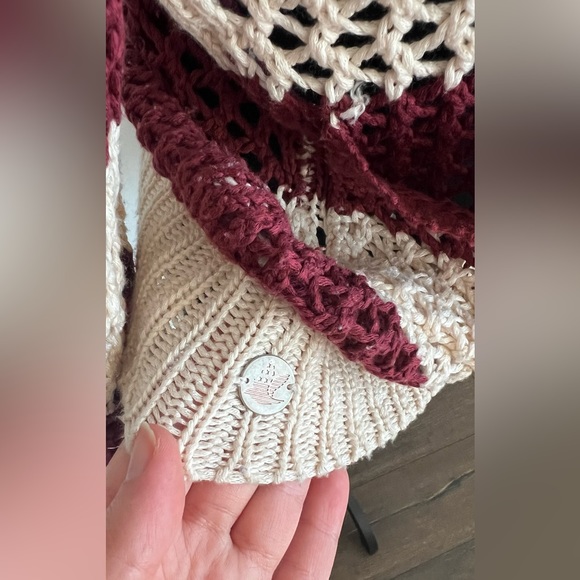 Cute two tone Crochet sweater - Size S/4 US or 8 UK in very good condition. - Picture 3 of 4